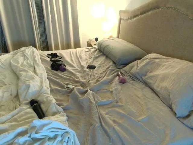 XxclairexX from BongaCams