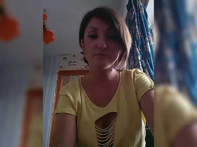 YouGirlXXX from BongaCams