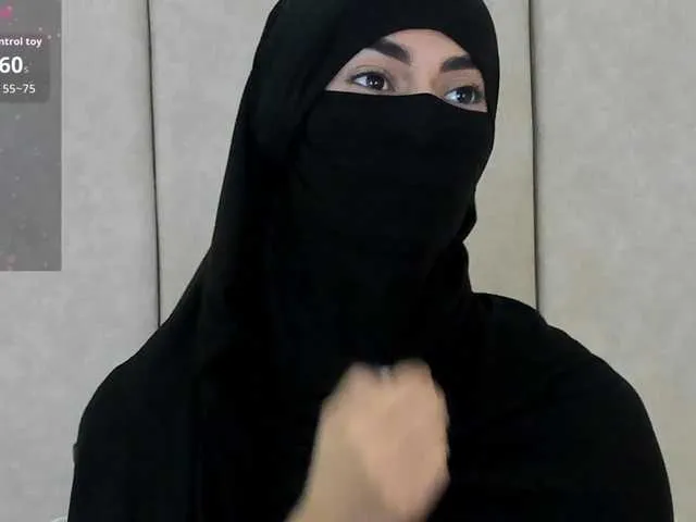 Zahiira from BongaCams