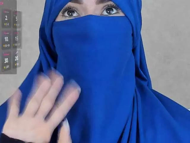 Zahiira from BongaCams