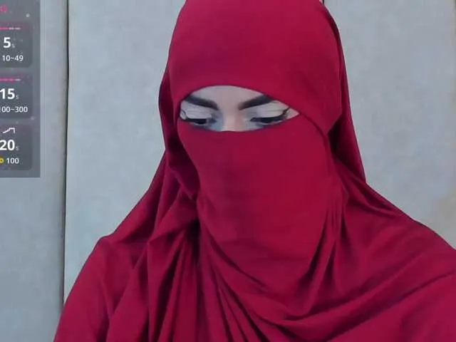 Zahiira from BongaCams