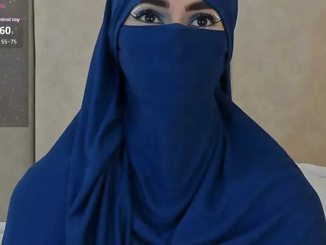 Zahiira from BongaCams