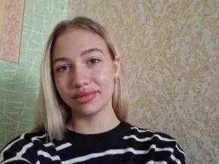 Ajawinnike from CamSoda