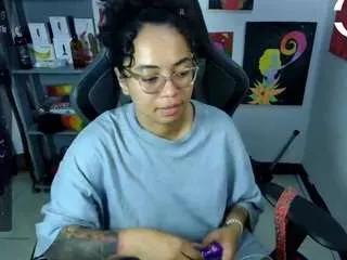 alesyahampton from CamSoda is Freechat