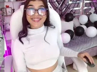 alicewalker-11 from CamSoda is Freechat