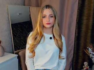 alitarogne from CamSoda is Freechat