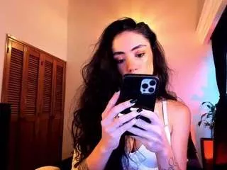 Almendra-doll from CamSoda