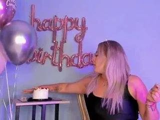 Alondra-milff from CamSoda