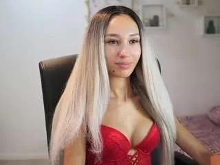 Amailiuu from CamSoda