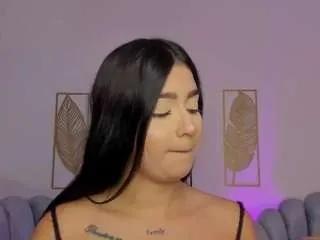 amelie-jhons from CamSoda is Freechat
