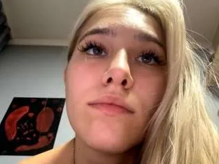 ananyarusso from CamSoda is Freechat