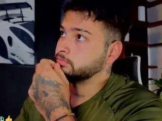 Andrew-brownn from CamSoda