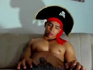 andrew-wolf from CamSoda is Freechat