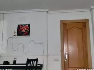 Anna-monik from CamSoda