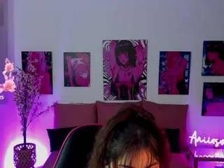 anniesweet01 from CamSoda