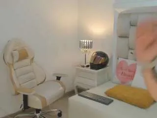 annn-scott from CamSoda is Freechat