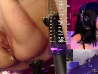 ariaddams from CamSoda is Freechat