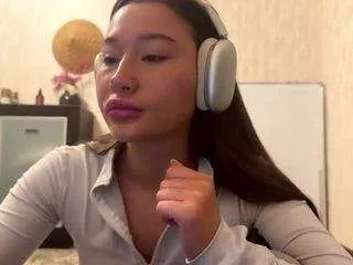 aurorathomas from CamSoda is Freechat
