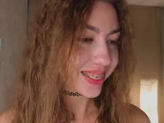 Azzieantee from CamSoda