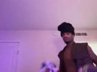 bbckingshlong from CamSoda
