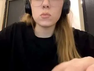 Bellcromuel from CamSoda