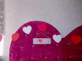 beyoncee1 from CamSoda is Freechat