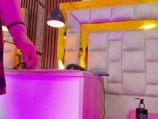 Girls: try live performances with matured performers, from dancing to quirks, in a variety of beautiful sex cams.