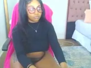 Blackmagiccxx from CamSoda