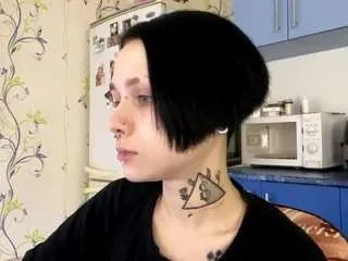 Blondellroundtree from CamSoda