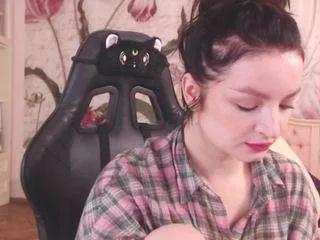 britneybarker from CamSoda is Freechat