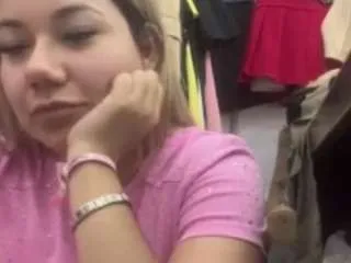 charlotte0615 from CamSoda is Freechat