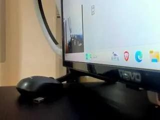 cocoqueenn from CamSoda is Freechat