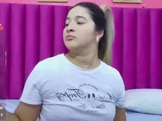 Collegepawg from CamSoda