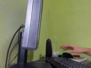 Coralbigdick from CamSoda