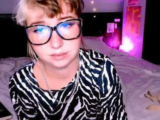 Cosmoriri from CamSoda