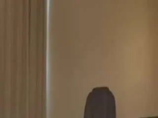 creamqu33n from CamSoda is Freechat