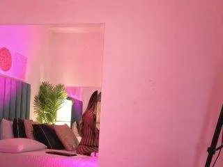 cristal-heart from CamSoda is Freechat