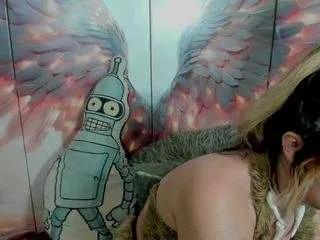 cristinablue21 from CamSoda is Freechat