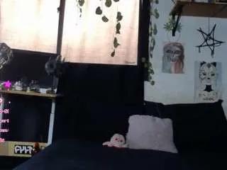 cute-melanie from CamSoda is Freechat