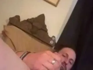 Damagedacousticslast943 from CamSoda