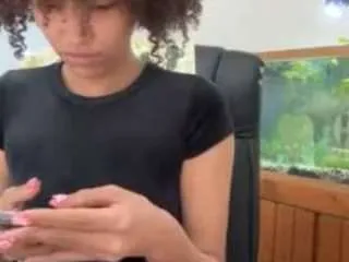 Destinirahh from CamSoda