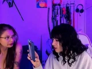 Girls: try live performances with matured performers, from dancing to quirks, in a variety of beautiful sex cams.
