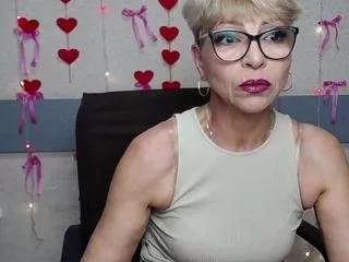 ellabonito from CamSoda