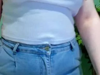 elle-one from CamSoda is Freechat