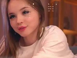 elvinaband from CamSoda is Freechat