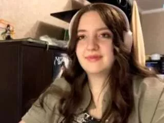 Elvinacoyner from CamSoda