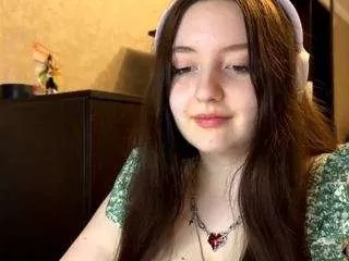 Elvinacoyner from CamSoda