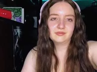 Elvinacoyner from CamSoda