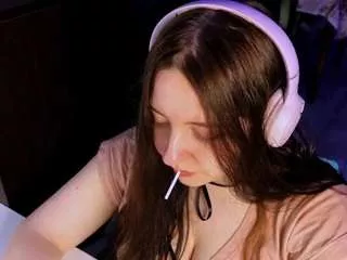 Elvinacoyner from CamSoda