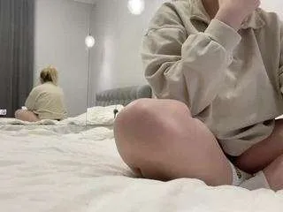 ember-bunny from CamSoda is Freechat